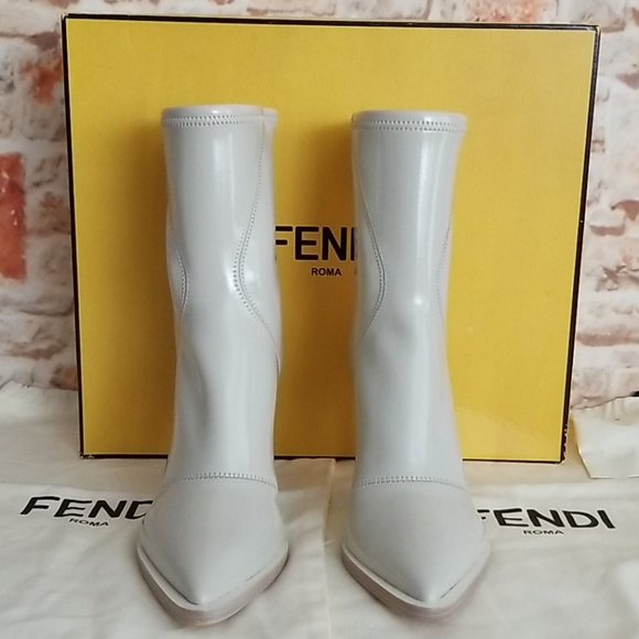 New Fendi Neoprene Zip Pointed Booties - Picture 3 of 11